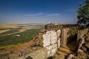Bunker atop Golan Heights overlooking Syria-5-2 2.jpg